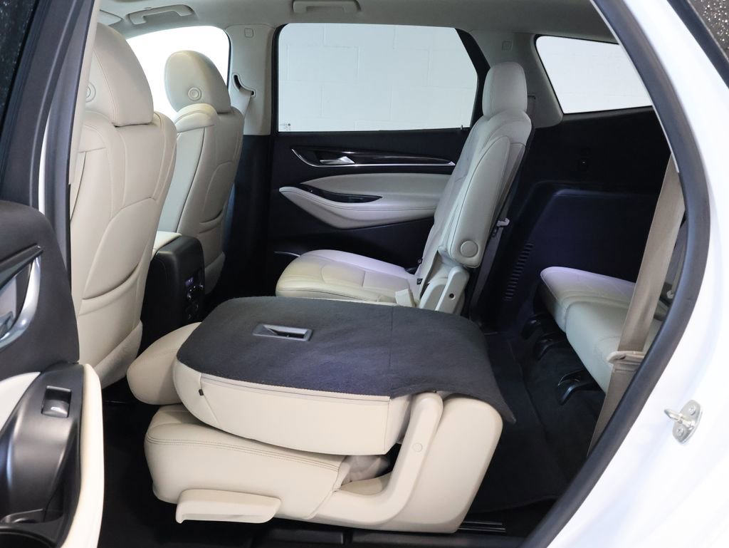 Used 2021 Buick Enclave Essence w/ Sound and Sites Package image 27