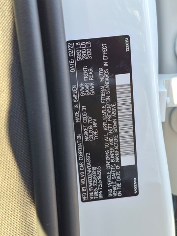 Used 2022 Volvo XC60 T8 Inscription Expression w/ Climate Package AWD/4WD image 24