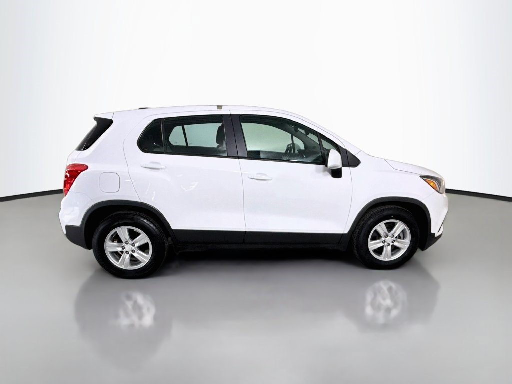 Used 2020 Chevrolet Trax LS FWD image 11
