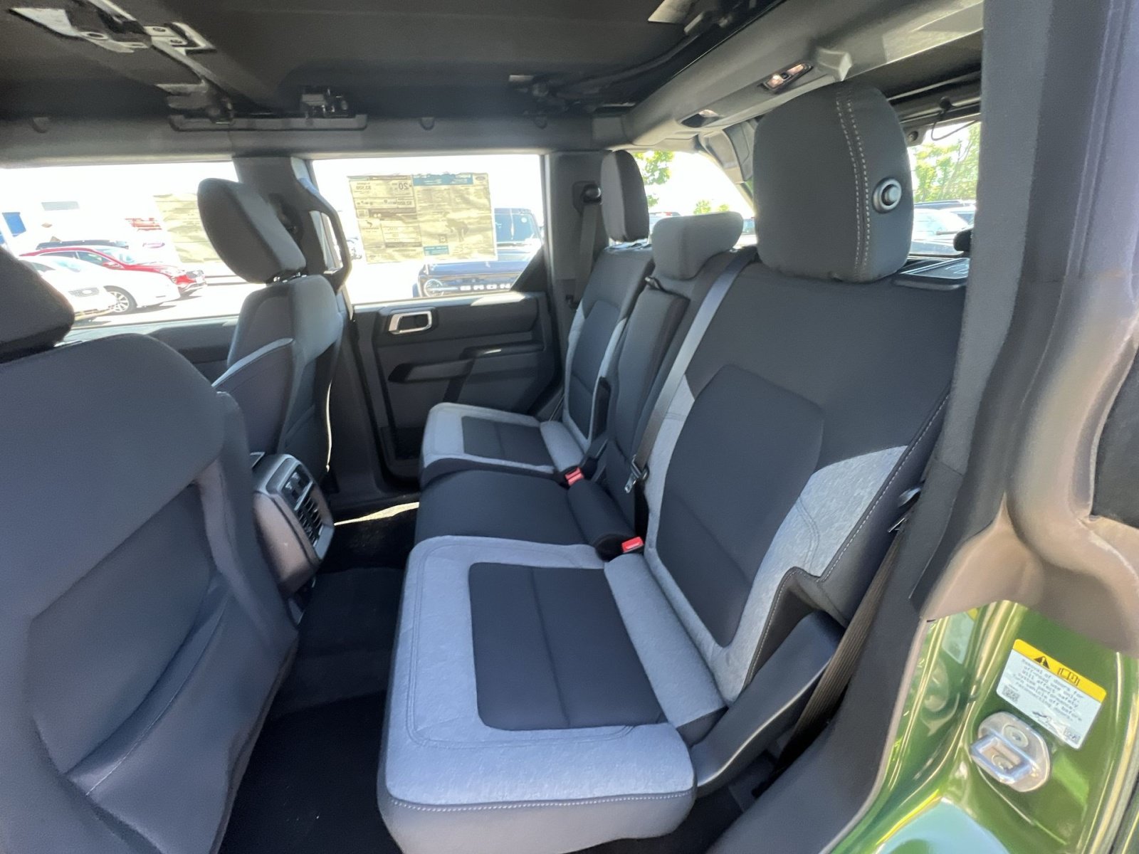 New 2025 Ford Bronco 4-Door AWD/4WD image 31