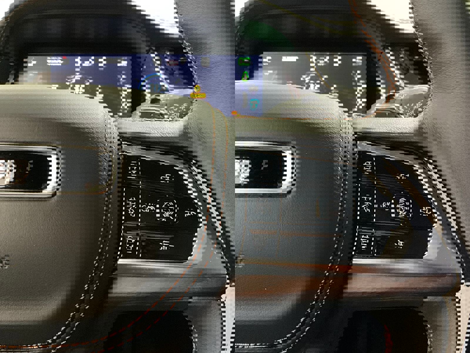 Used 2025 Jeep Grand Cherokee Summit image 18