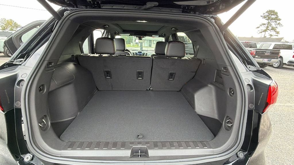 Certified 2024 Chevrolet Equinox RS w/ RS Leather Package image 10
