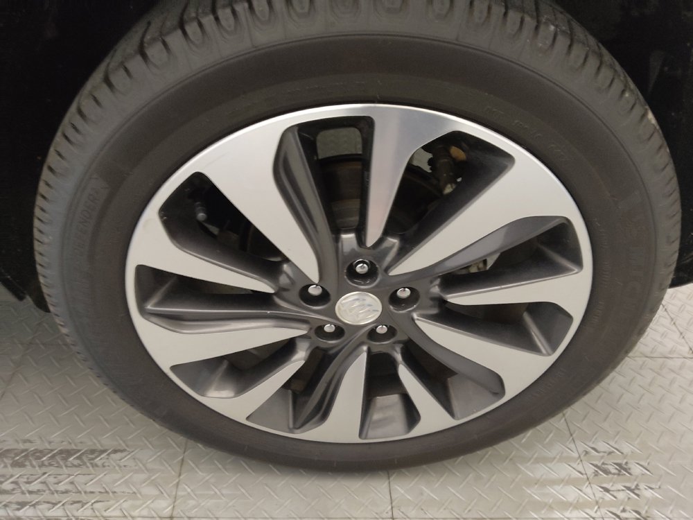 Used 2017 Buick Encore Essence FWD image 31