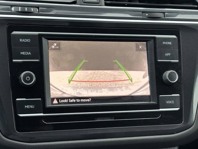 Used 2021 Volkswagen Tiguan S image 14
