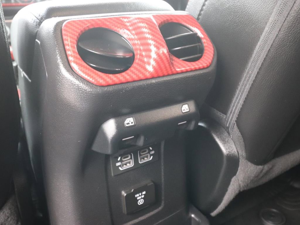 Used 2021 Jeep Wrangler Unlimited Sahara AWD/4WD image 12