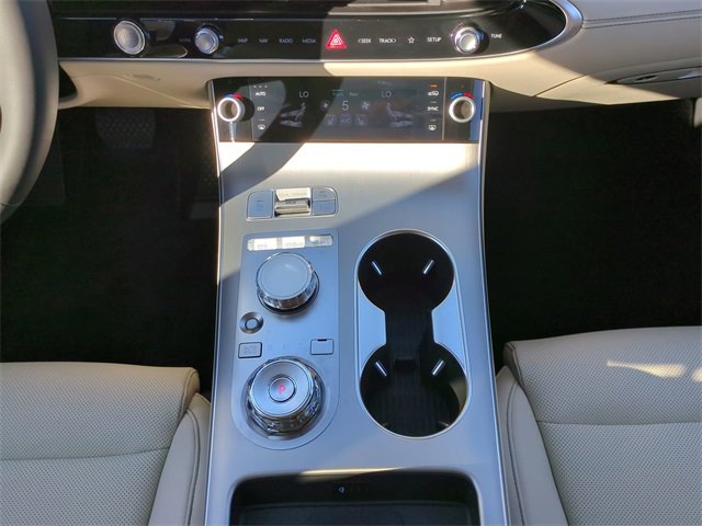 Certified 2026 Genesis GV70 2.5T Select image 18