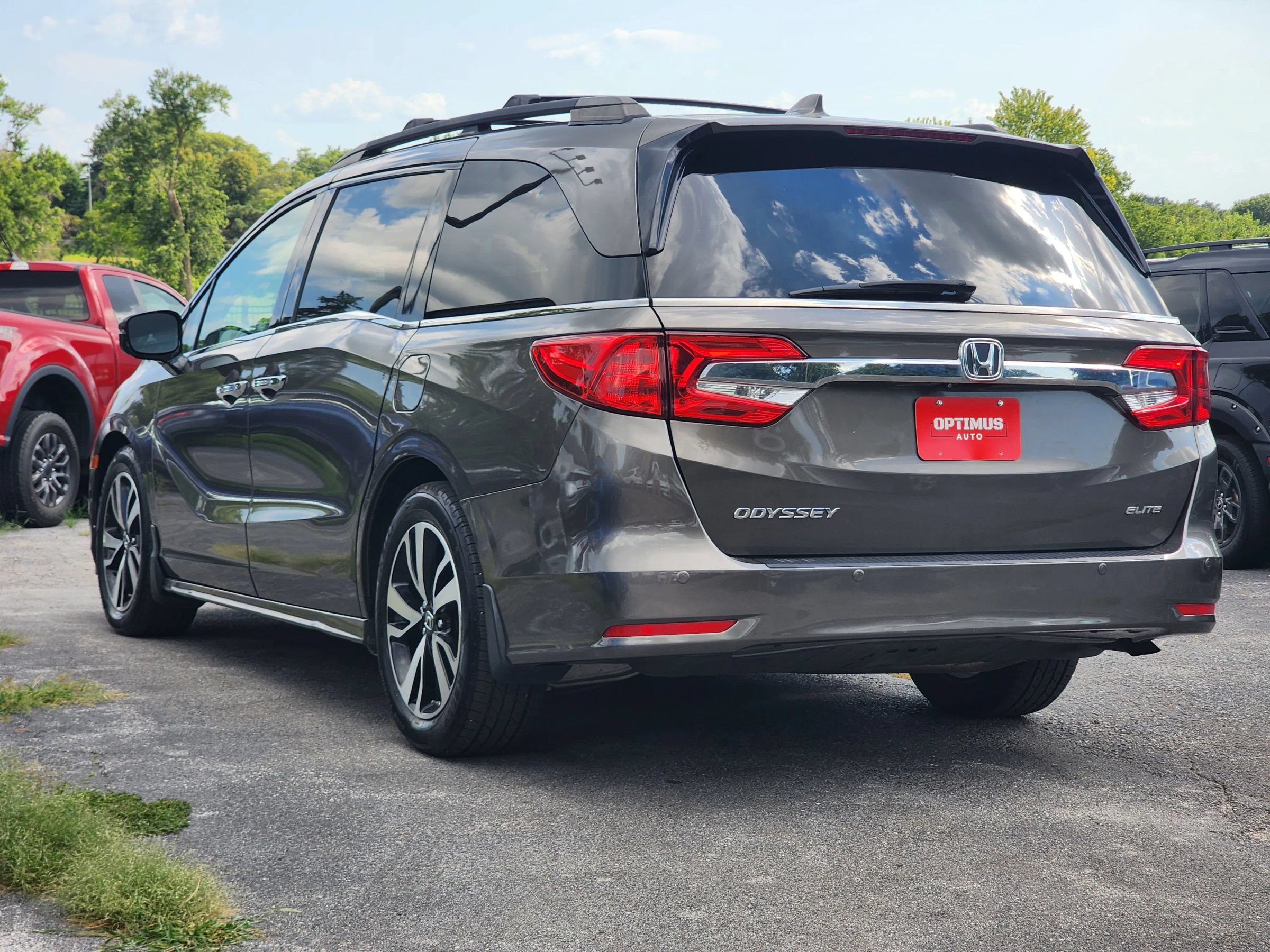 Used 2019 Honda Odyssey Elite image 5