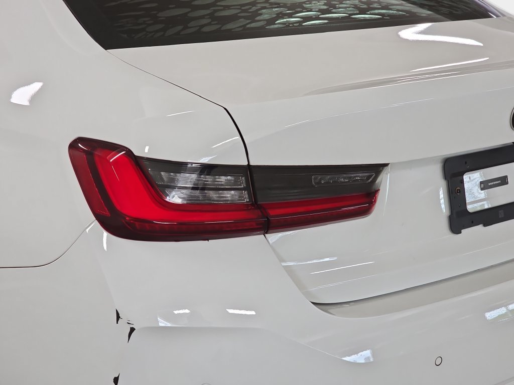Used 2023 BMW 330i Sedan w/ Driving Assistance Package RWD image 29