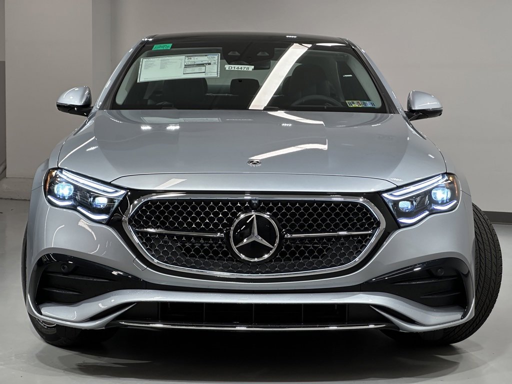 New 2026 Mercedes-Benz E 450 4MATIC Sedan image 3