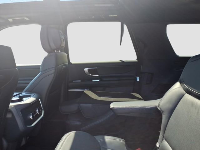 New 2026 Ford Expedition Max Platinum w/ Stealth Appearance Package AWD/4WD image 6