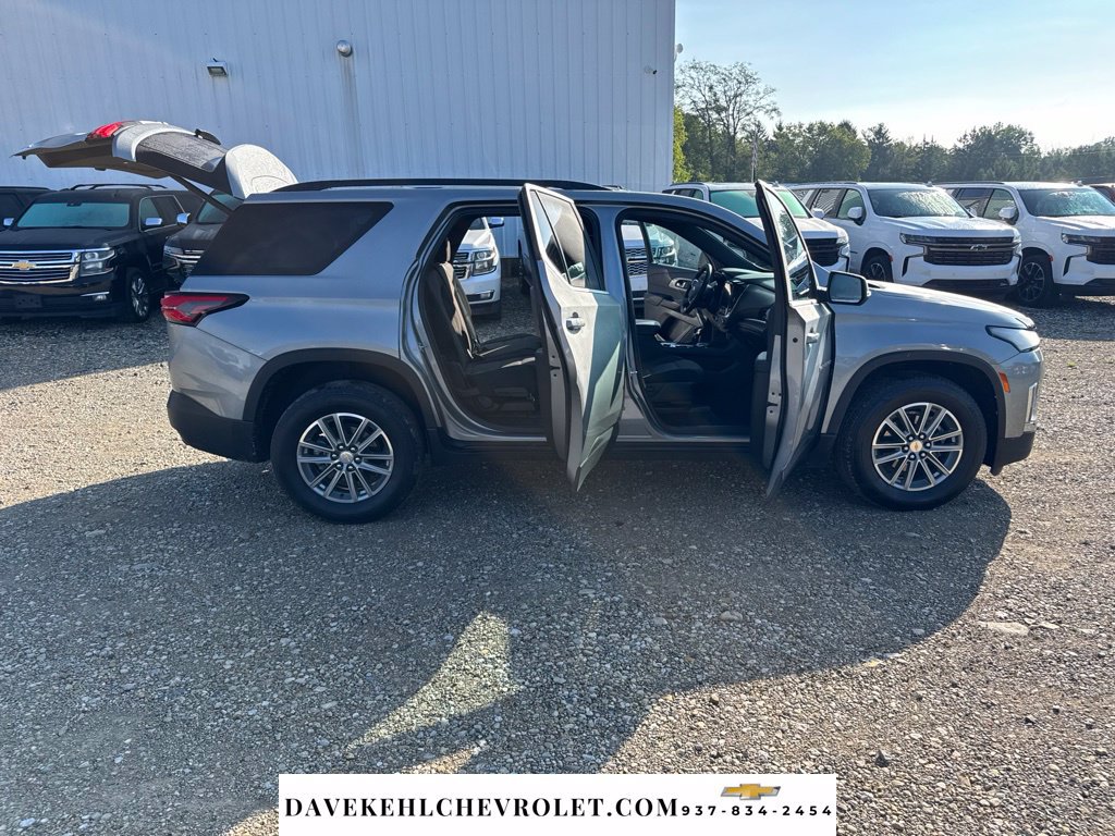 Used 2023 Chevrolet Traverse LT AWD/4WD image 31
