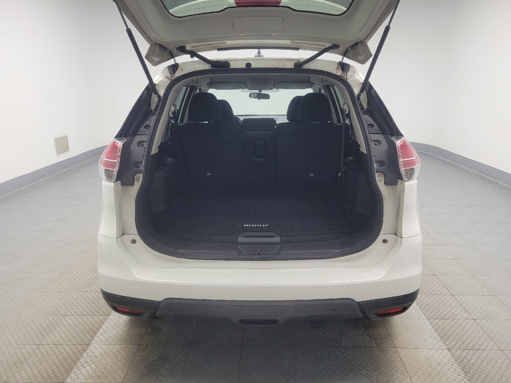 Used 2015 Nissan Rogue S w/ S Family Package image 29