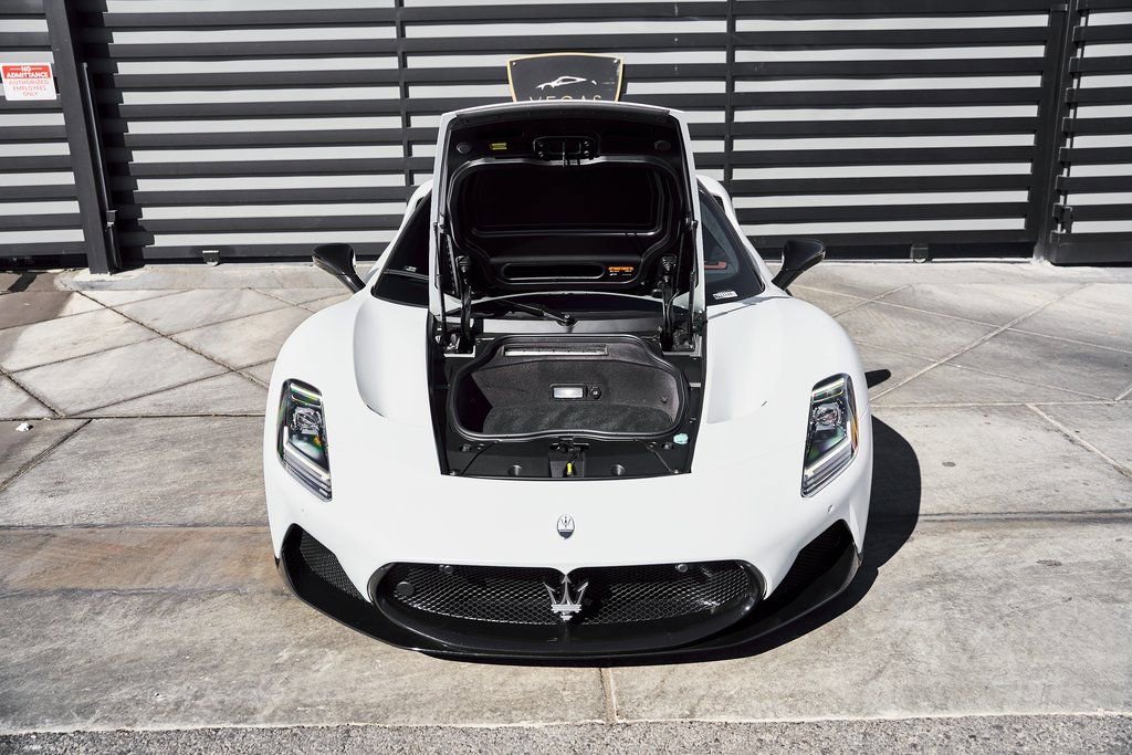 Used 2023 Maserati MC20 Coupe image 18