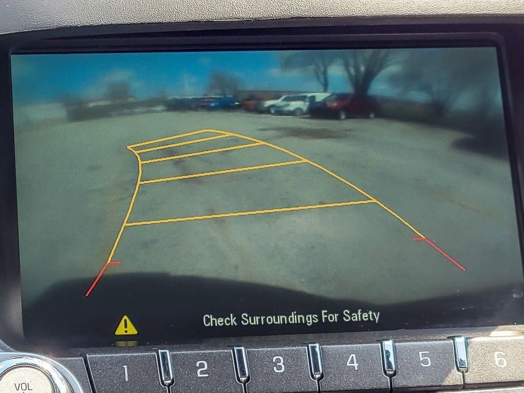 Used 2015 Chevrolet Equinox LT w/ Driver Convenience Package image 12