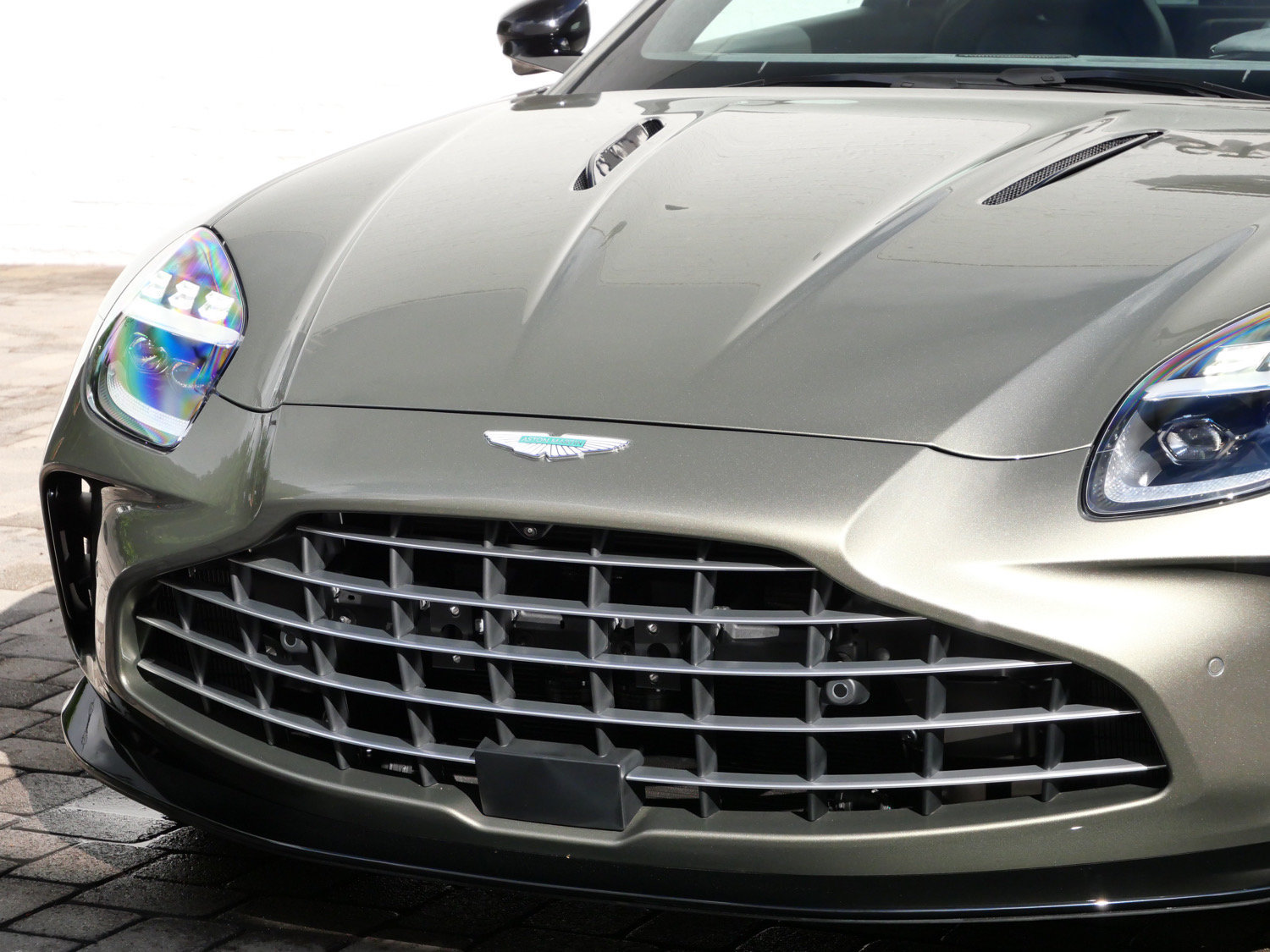 New 2026 Aston Martin V8 Vantage S RWD image 17
