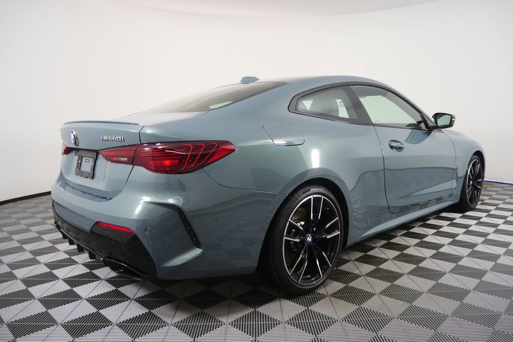 Certified 2026 BMW M440i Coupe image 3