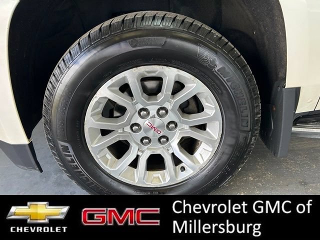 Used 2015 GMC Yukon SLT AWD/4WD image 10