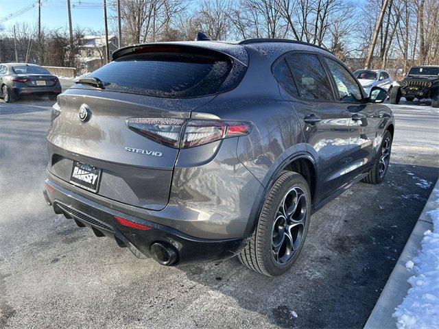 New 2025 Alfa Romeo Stelvio Sprint w/ Veloce Package image 8
