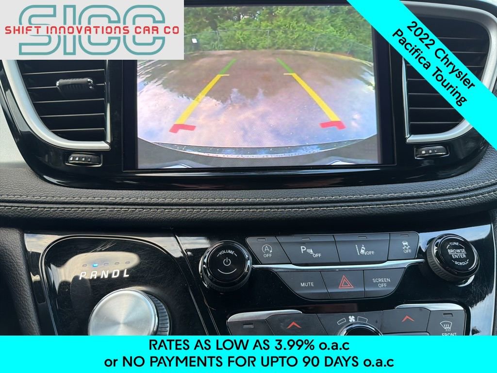 Used 2022 Chrysler Pacifica Touring FWD image 17
