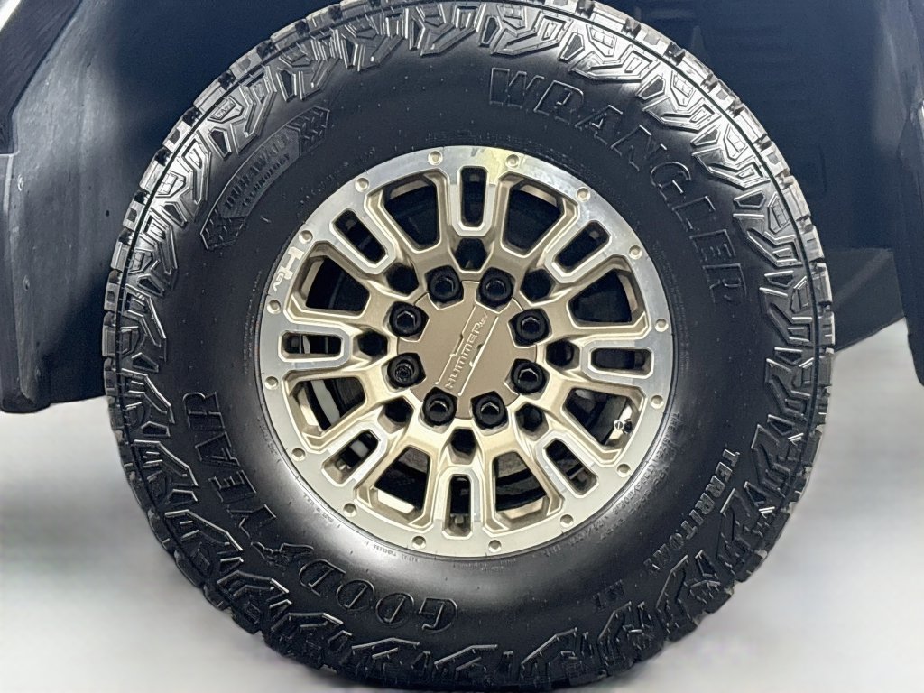Certified 2022 GMC Hummer EV Edition 1 w/ LPO, Illumination Package AWD/4WD image 35