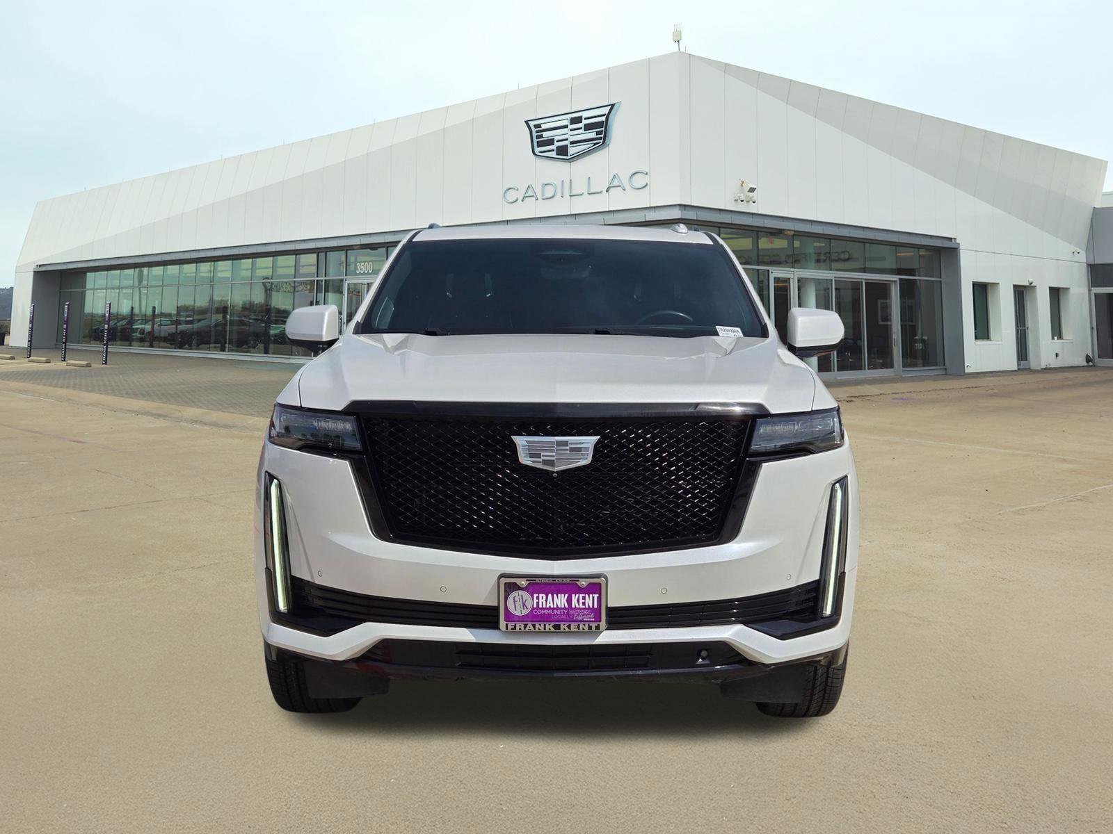 Used 2023 Cadillac Escalade Sport w/ LPO, ONYX Package AWD/4WD image 2