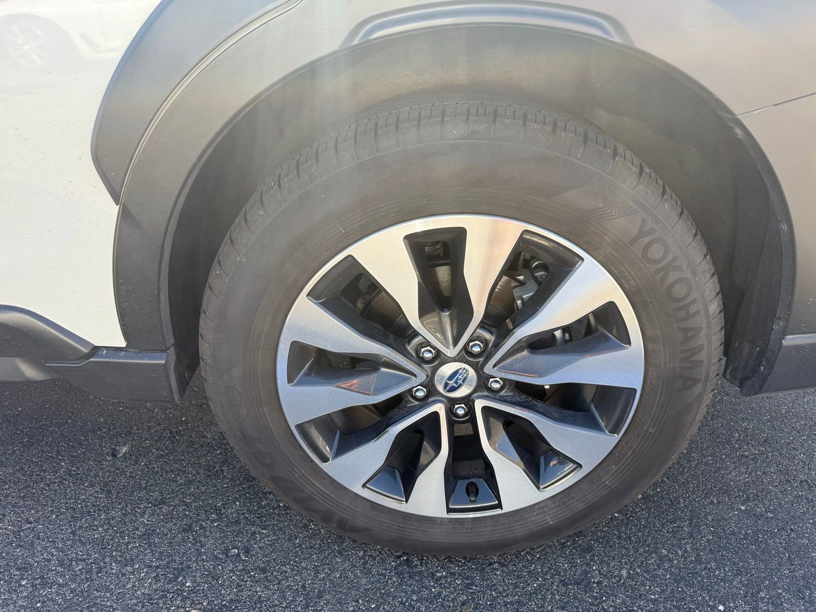 Certified 2024 Subaru Outback Touring image 3