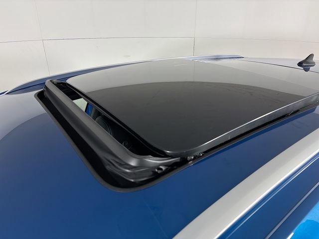 New 2025 Volkswagen Atlas Cross Sport SE image 21