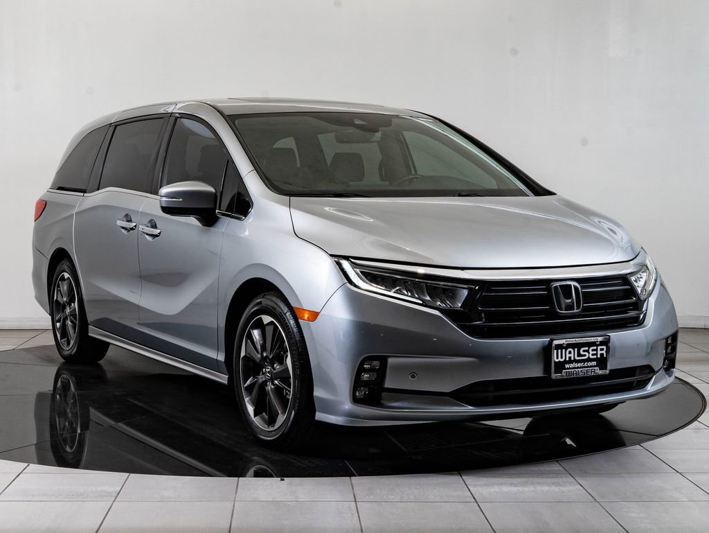 Used 2024 Honda Odyssey Elite image 12