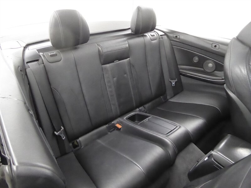 Used 2015 BMW M4 Convertible RWD image 35