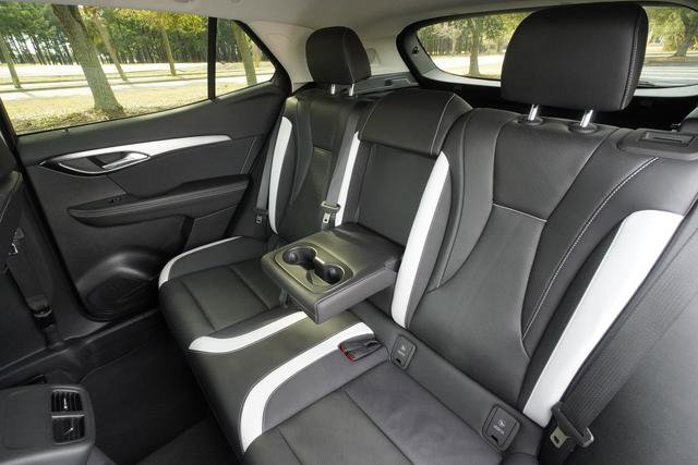 Used 2025 Buick Envision Sport Touring image 30