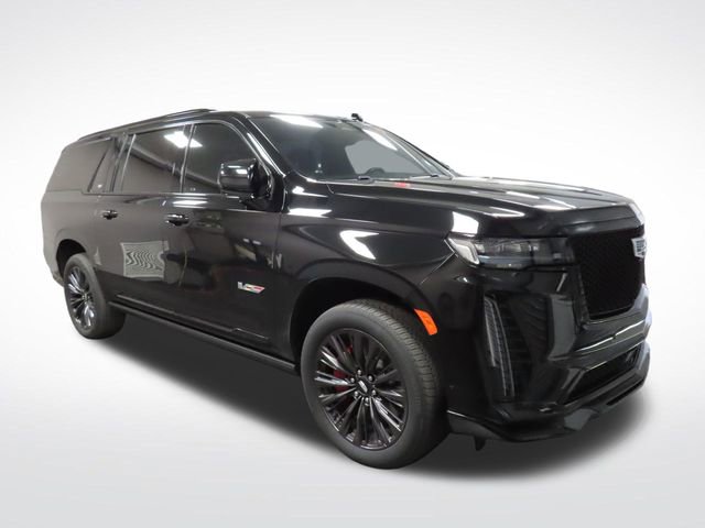 Certified 2024 Cadillac Escalade ESV V w/ LPO, ONYX Package AWD/4WD image 8