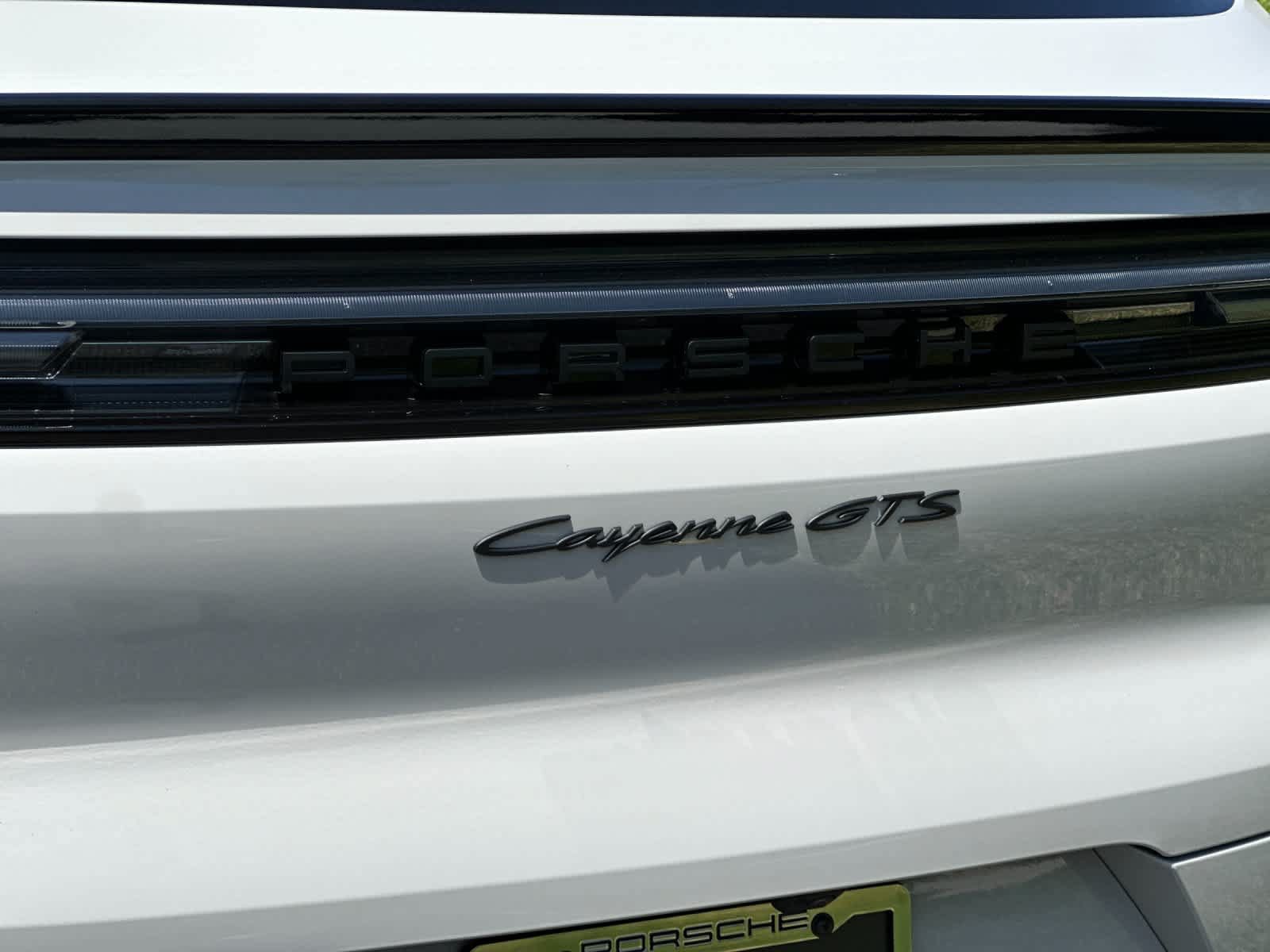 New 2026 Porsche Cayenne GTS AWD/4WD image 33