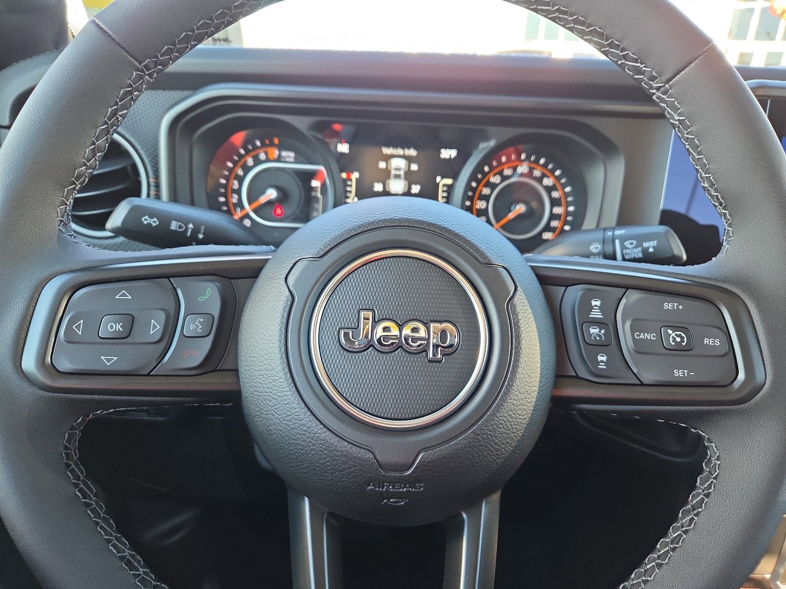 New 2026 Jeep Gladiator Mojave w/ Safety Group image 24