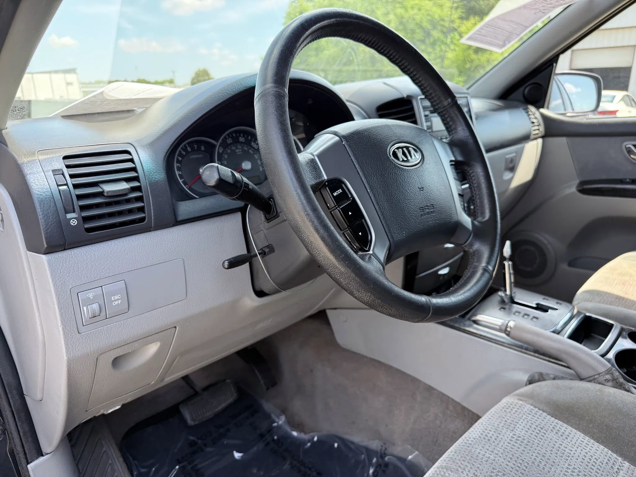 Used 2008 Kia Sorento EX image 17