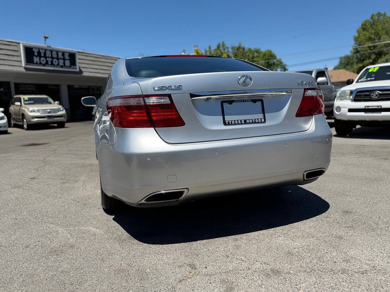 Used 2008 Lexus LS 460 RWD image 9