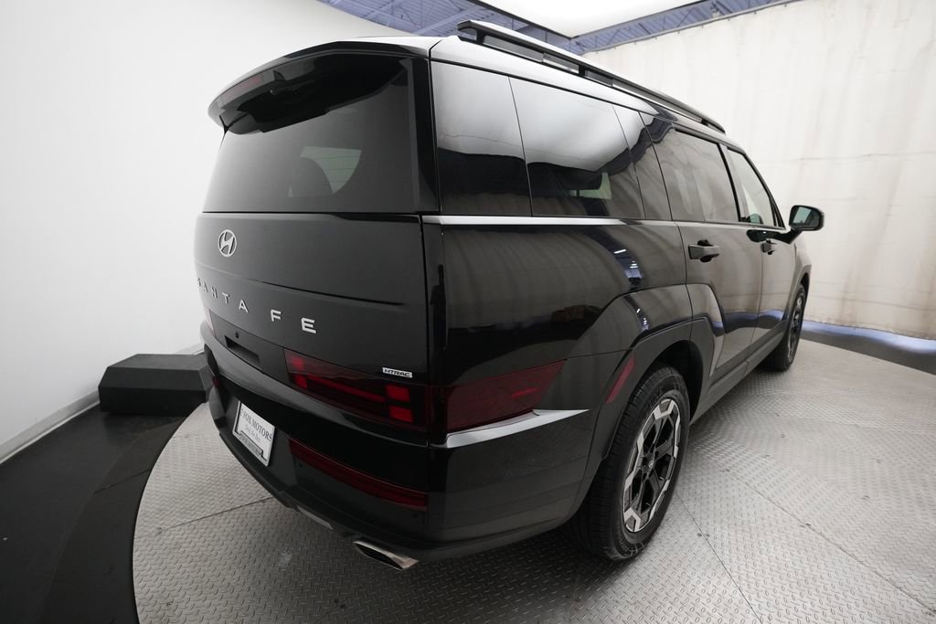 Used 2026 Hyundai Santa Fe SEL AWD/4WD image 13