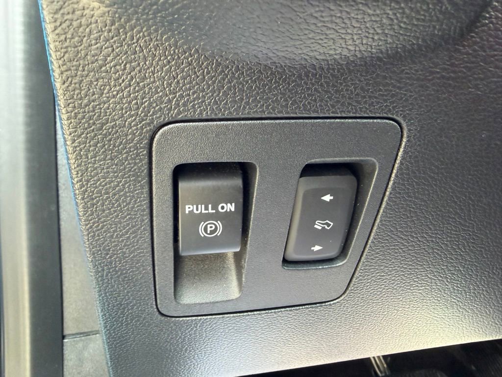 Used 2020 Ford F150 Lariat w/ Equipment Group 502A Luxury image 20