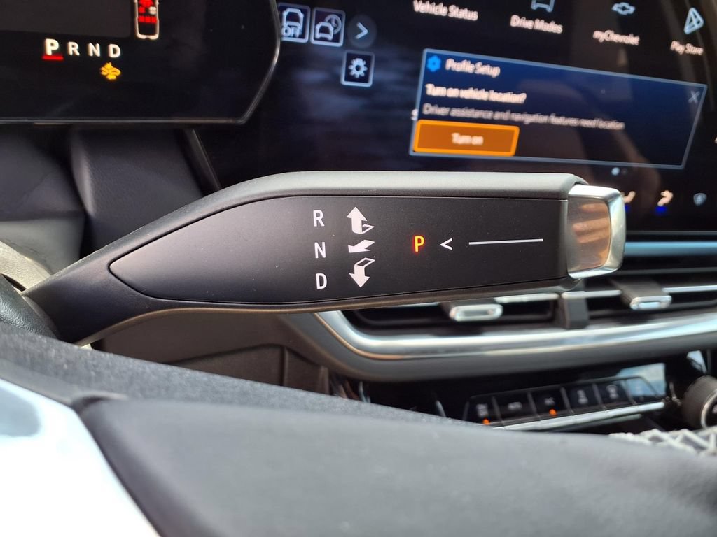 Certified 2024 Chevrolet Equinox EV LT FWD image 11