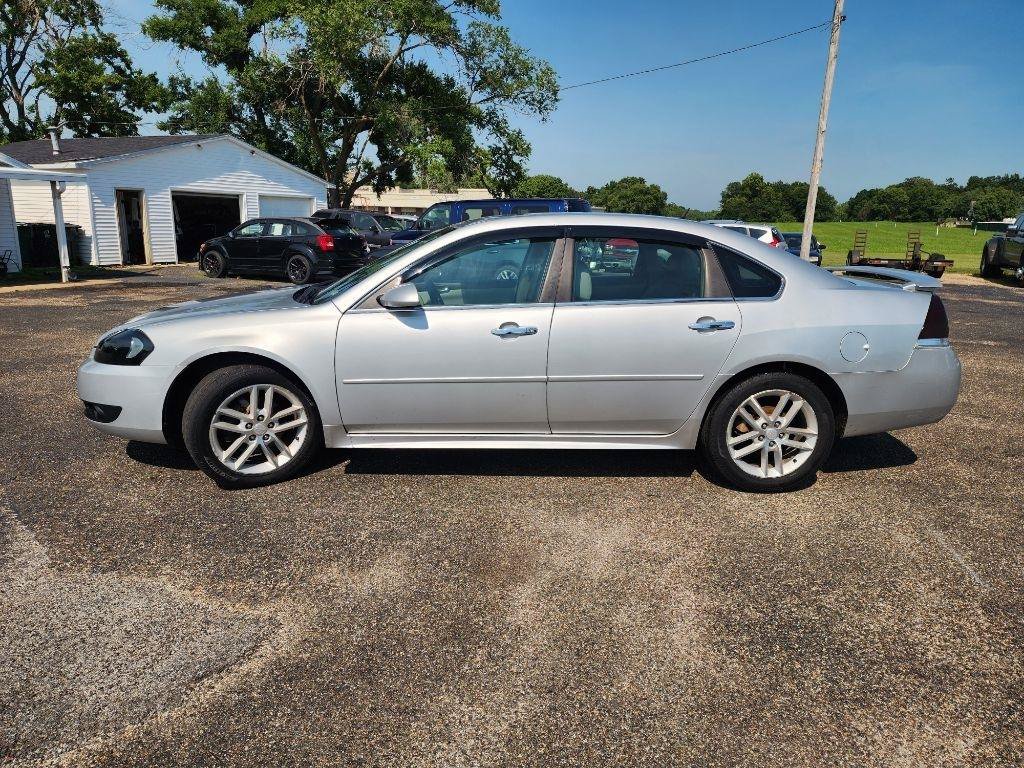 Used 2012 Chevrolet Impala LTZ FWD image 10