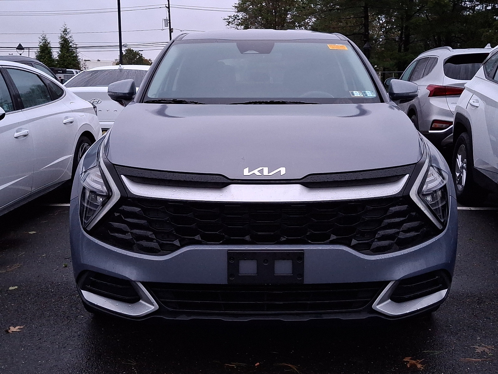 Used 2023 Kia Sportage EX FWD image 3