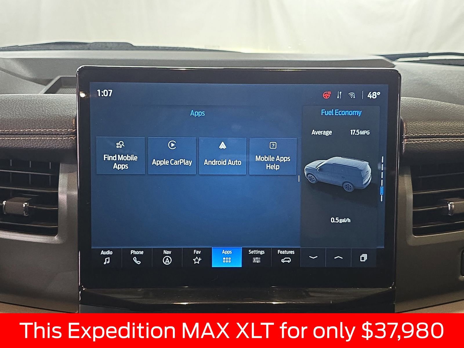 Used 2024 Ford Expedition Max XLT image 33