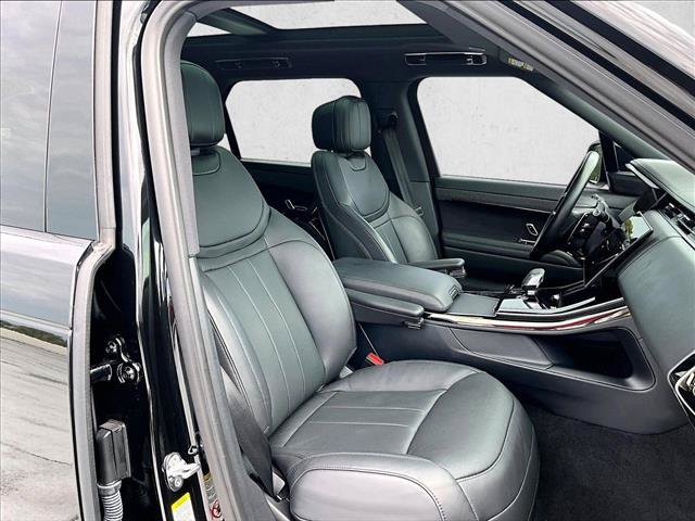 Used 2024 Land Rover Range Rover Sport Dynamic SE AWD/4WD image 9
