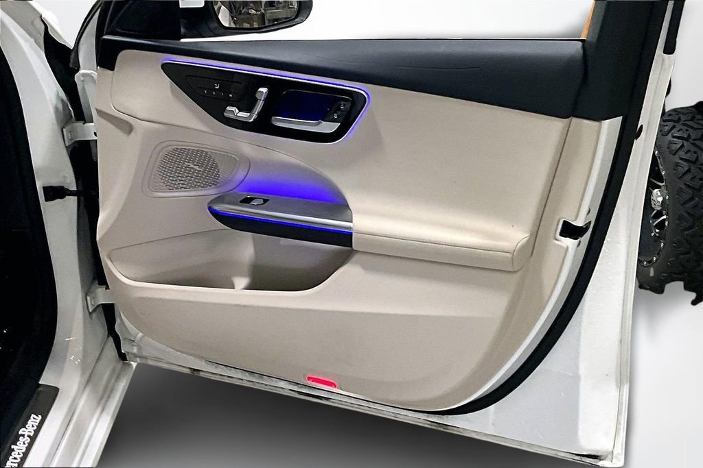 Used 2022 Mercedes-Benz C 300 4MATIC Sedan image 27