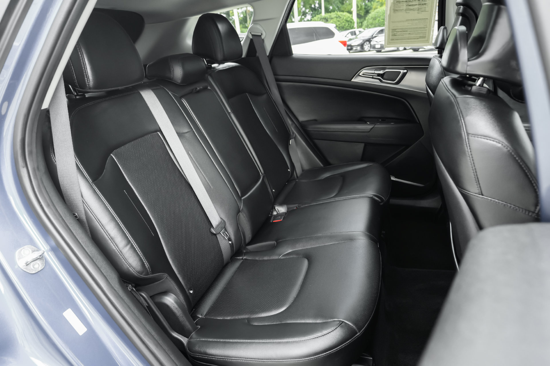 Used 2025 Kia Sportage SX FWD image 9