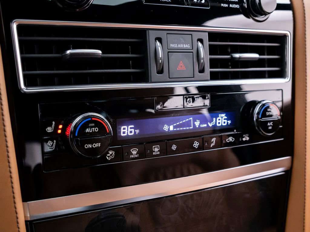 Used 2023 INFINITI QX80 Sensory w/ All-Season Package AWD/4WD image 31