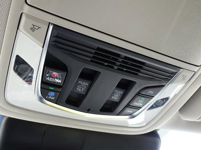 Used 2024 Acura RDX SH-AWD w/ Technology Package image 25