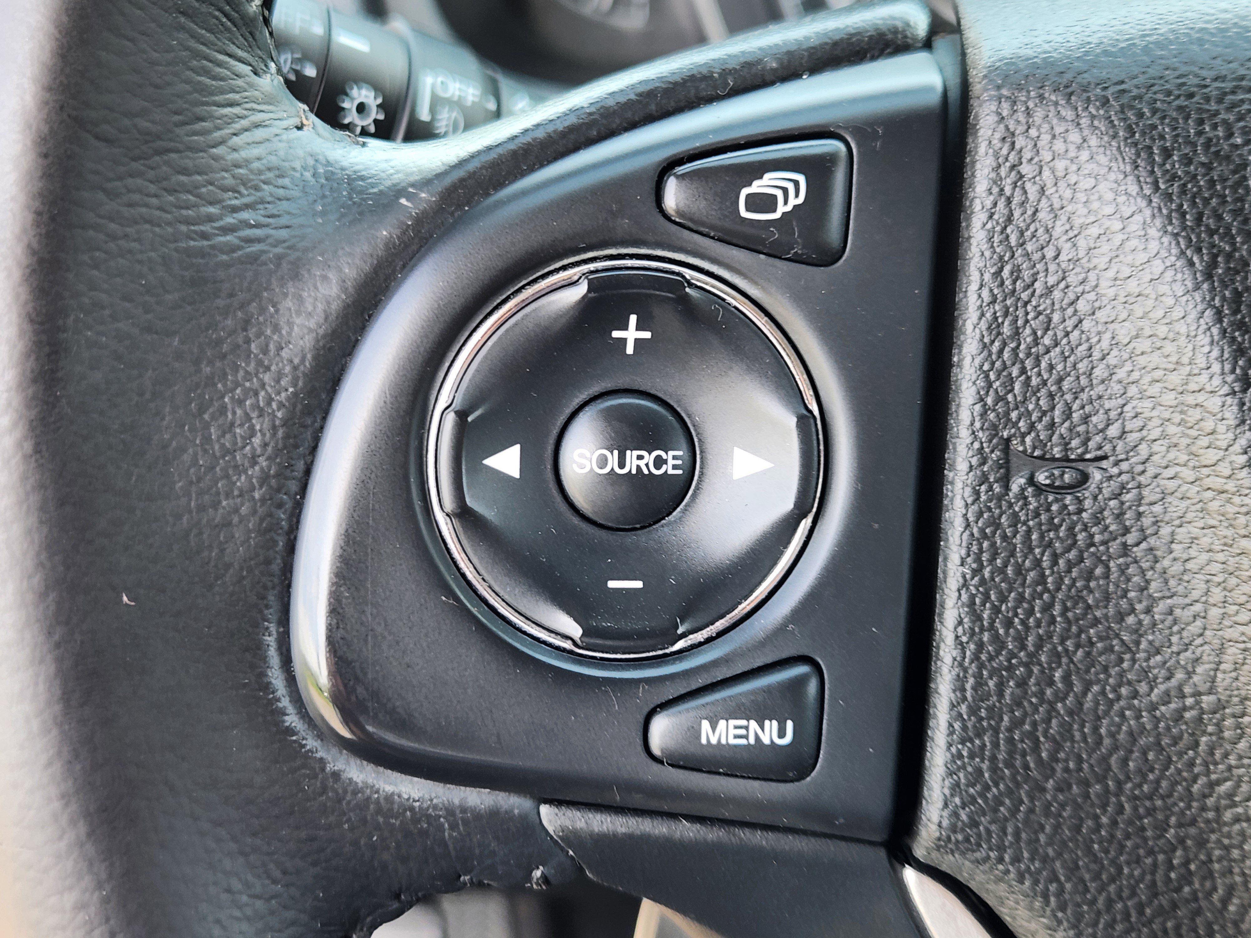 Used 2015 Honda CR-V EX-L image 25
