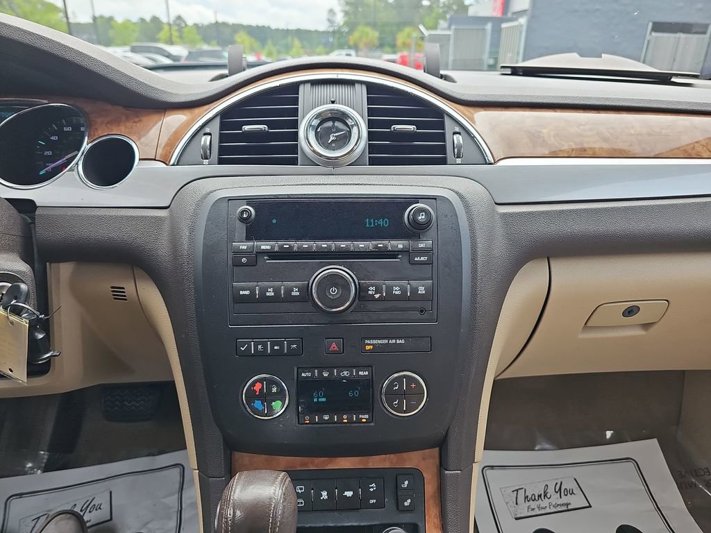 Used 2011 Buick Enclave CXL w/ Trailering Provision Package FWD image 26