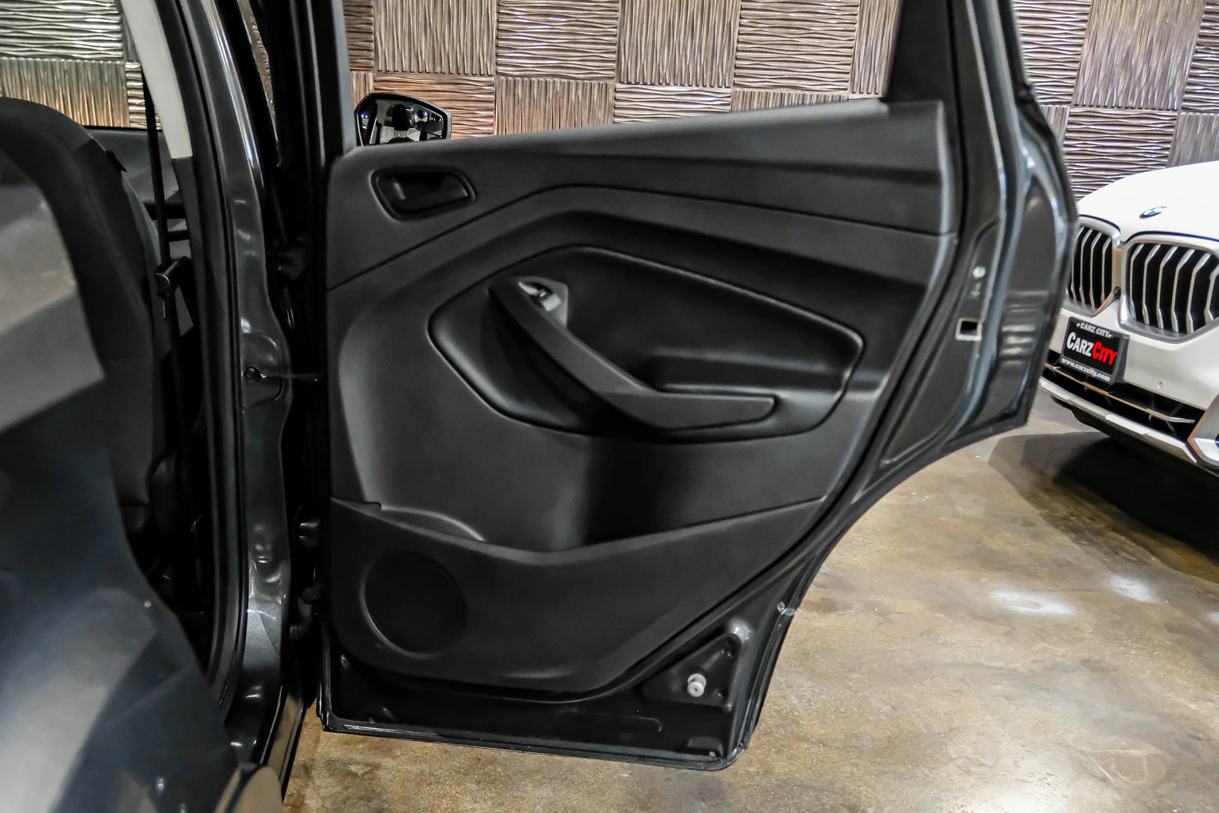 Used 2019 Ford Escape S FWD image 44