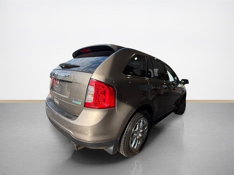 Used 2013 Ford Edge Limited FWD image 5